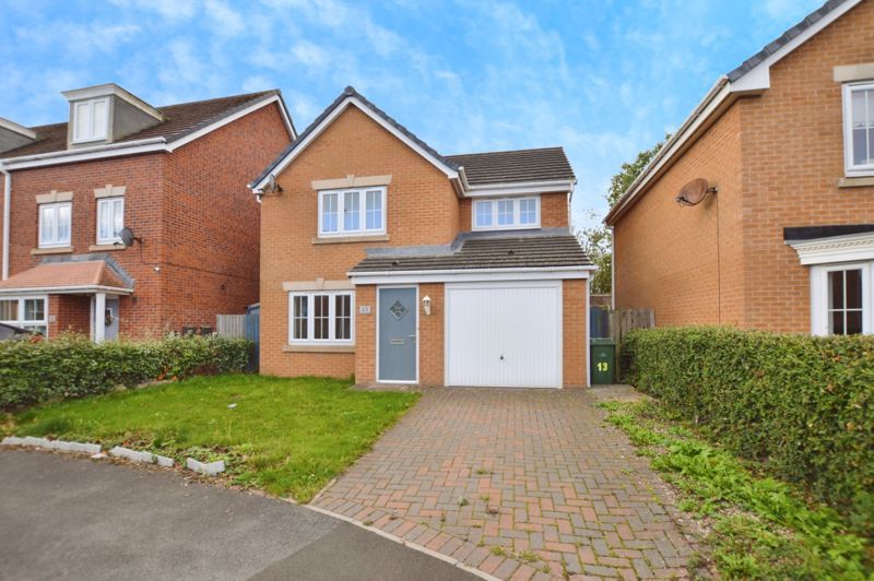 Property photo 1 of 13 Photo 4