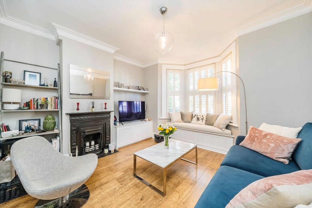 Property photo 2 of 5