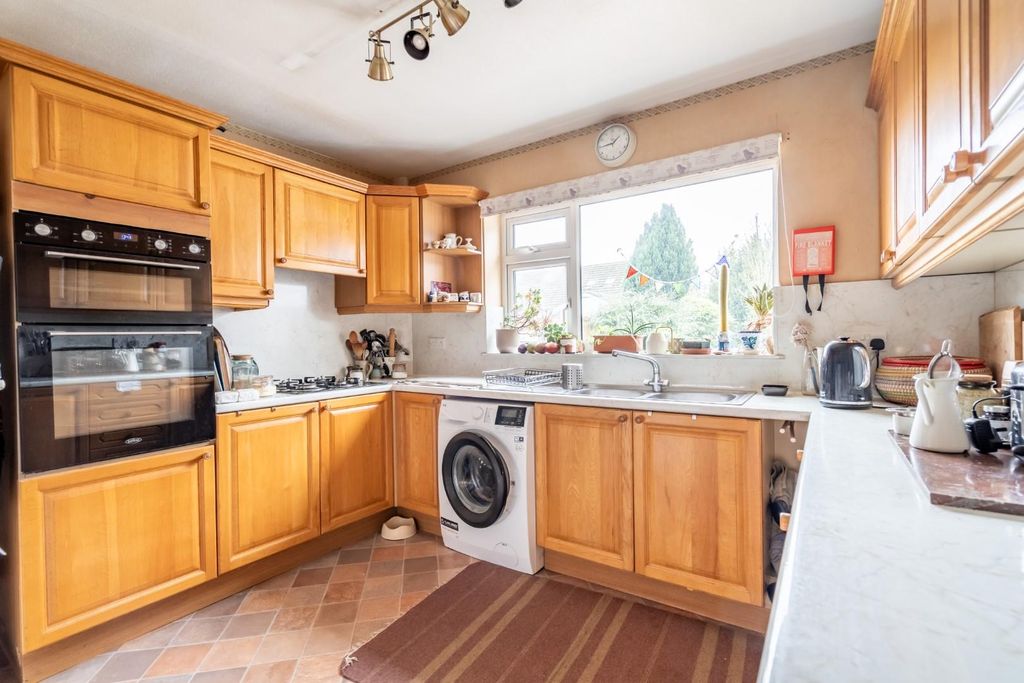 Property photo 2 of 18 Harolds Way-7.Jpg