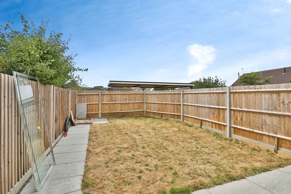 Property photo 2 of 16 Photo