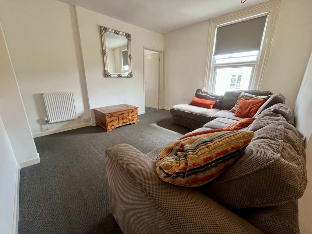 Property photo 1 of 12 Lrg_Img_E8284