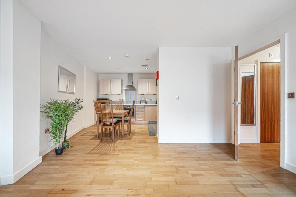 Property photo 2 of 21 Reception/Kitchen