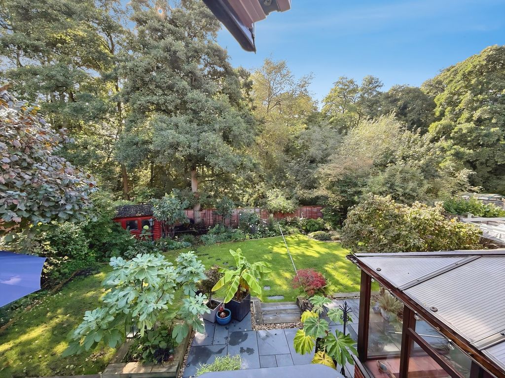 Property photo 2 of 30 Garden