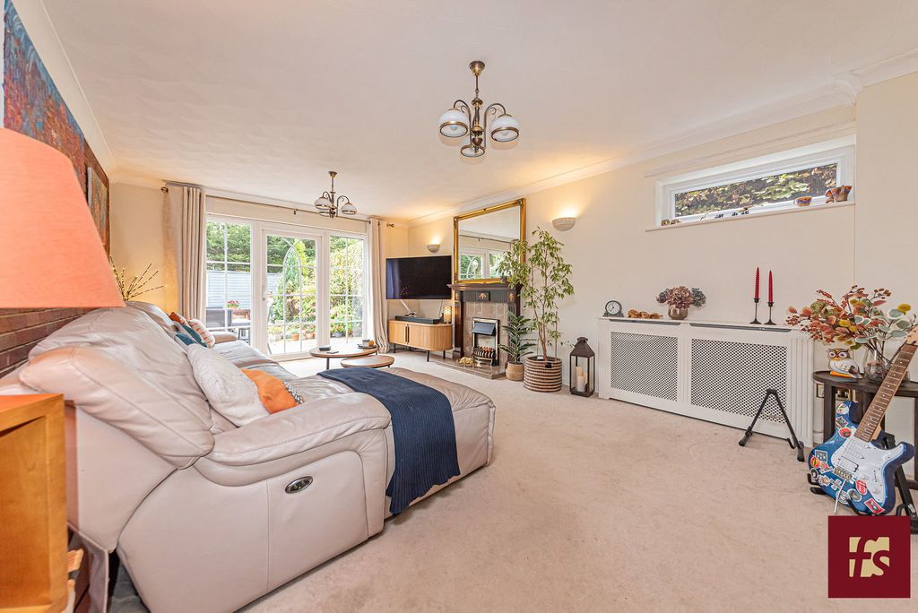 Additional image 8 of 4 bed detached house for saleThe Avenue, Crowthorne, Berkshire RG45