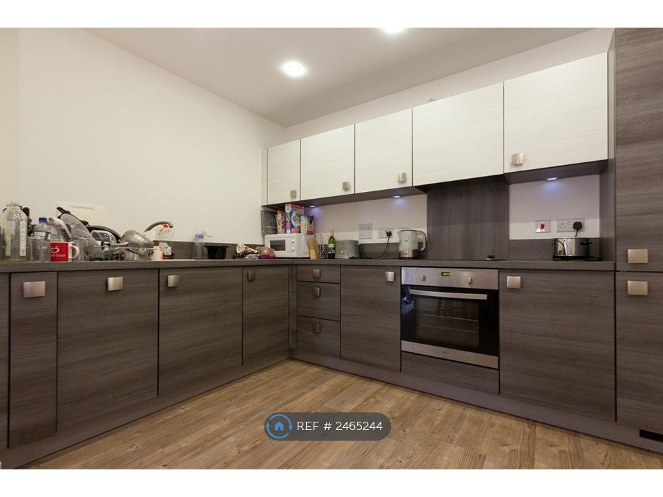 Property photo 2 of 5