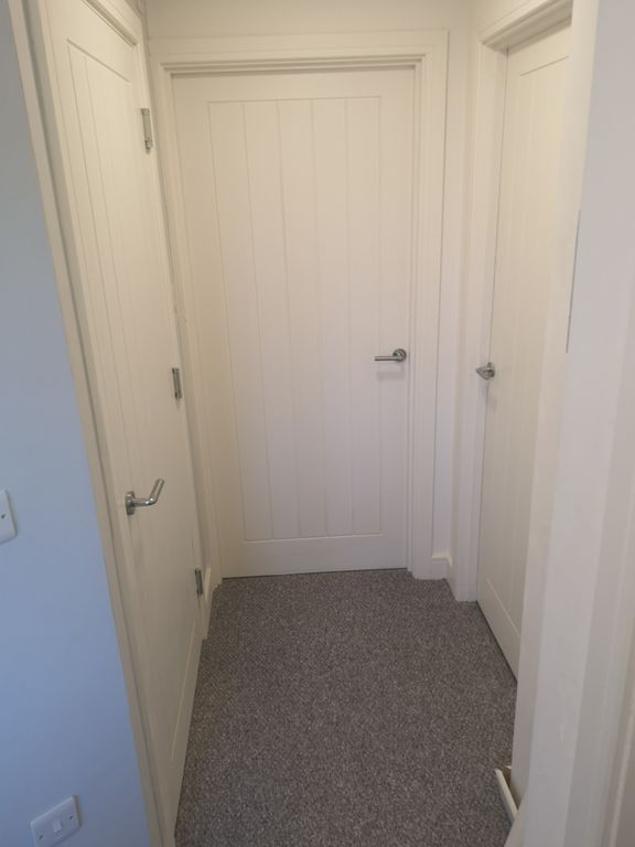 Property photo 3 of 7 Inner Hall