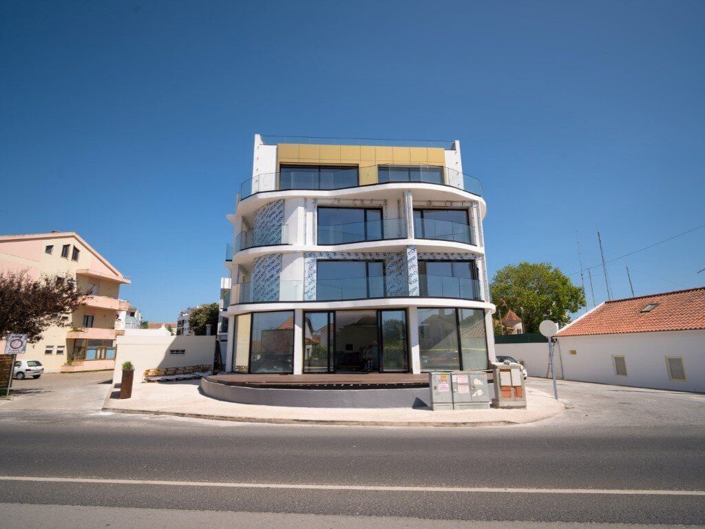 Property photo 1 of 43 Apartment In The Centre Of Lourinhã
