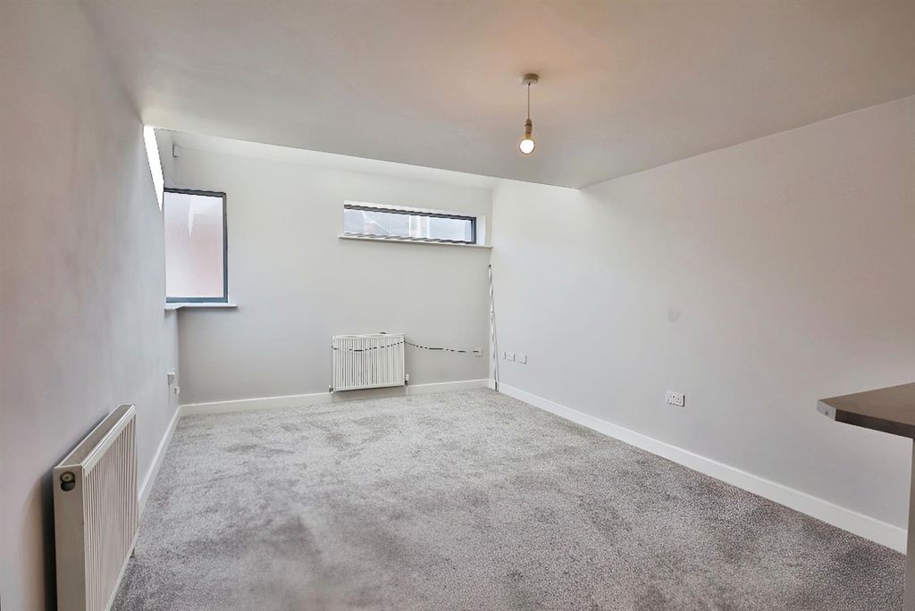 Property photo 3 of 10 52Cef7Fb-212 20B 201 20New.Jpeg