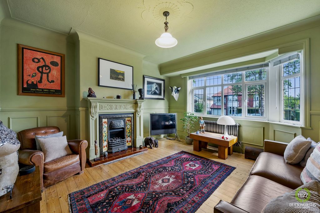 Property photo 2 of 44
