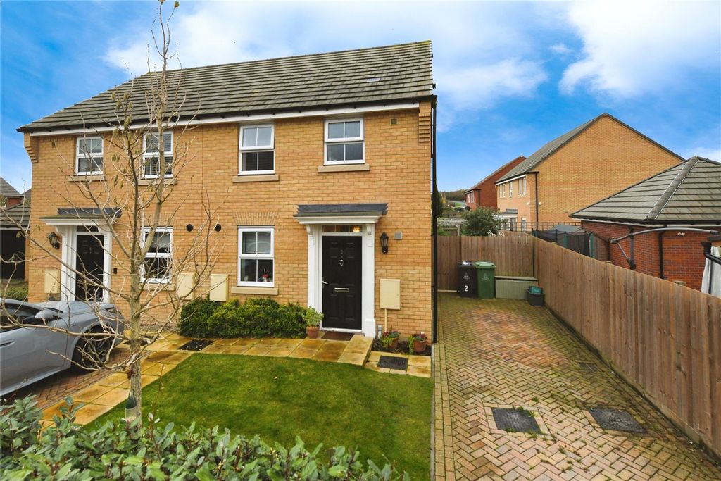 Property photo 1 of 20 Picture No. 12