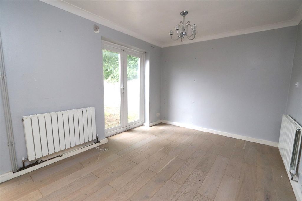 Property photo 3 of 8 Img_5007.Jpg