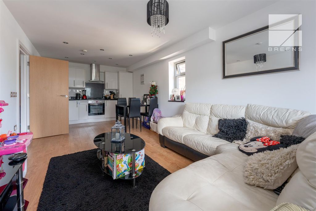Property photo 1 of 14 Flat 5, Capital House_0003.Jpg