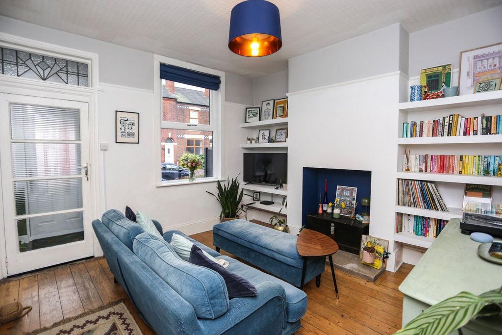 Property photo 2 of 13 Picture No. 02