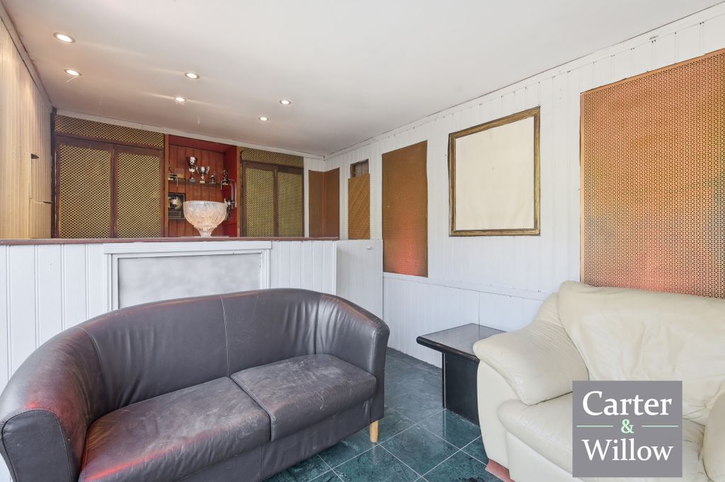 Additional image 29 of 4 bed semi-detached house for saleHaydon Road, Dagenham RM8