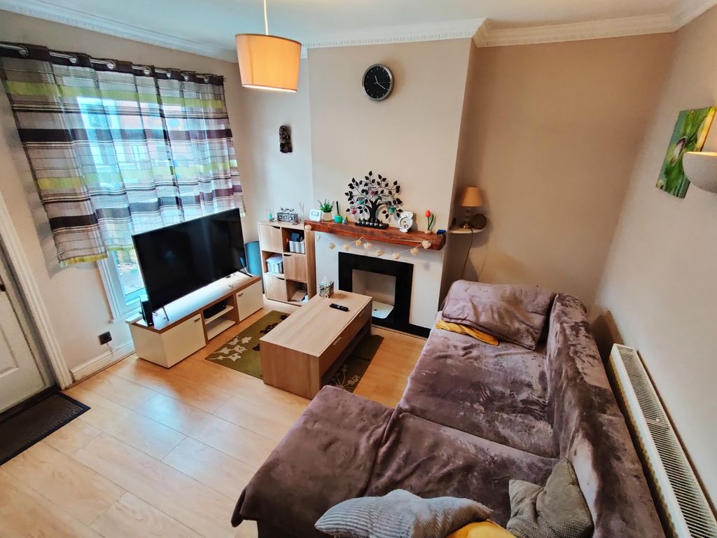 Property photo 2 of 9 Image