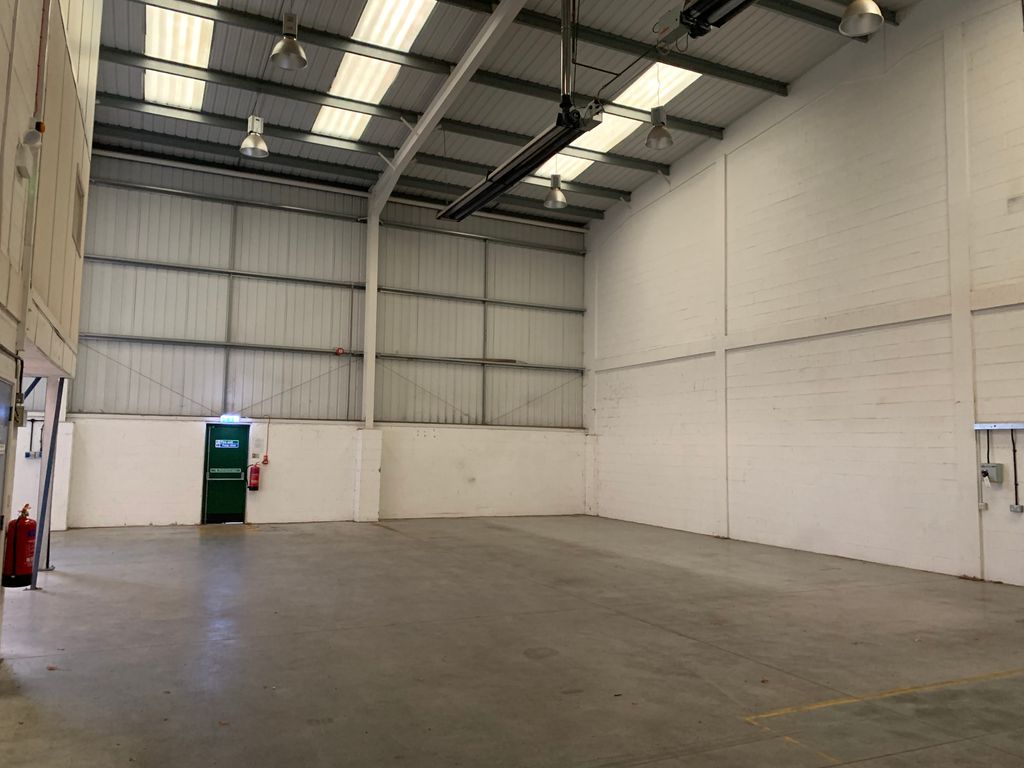 Property photo 2 of 6