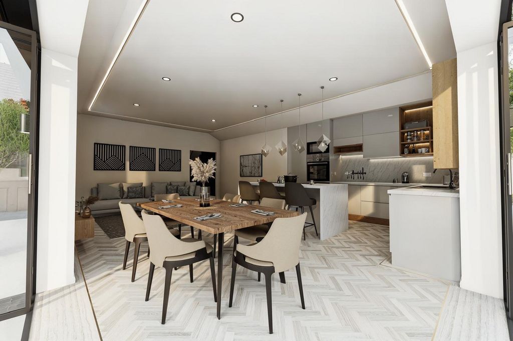 Property photo 3 of 28