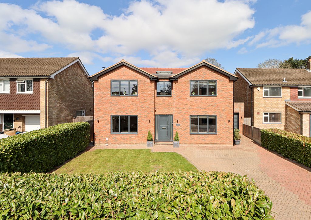 Additional image 22 of 4 bed detached house for saleGrant Gardens, Harpenden, Hertfordshire AL5