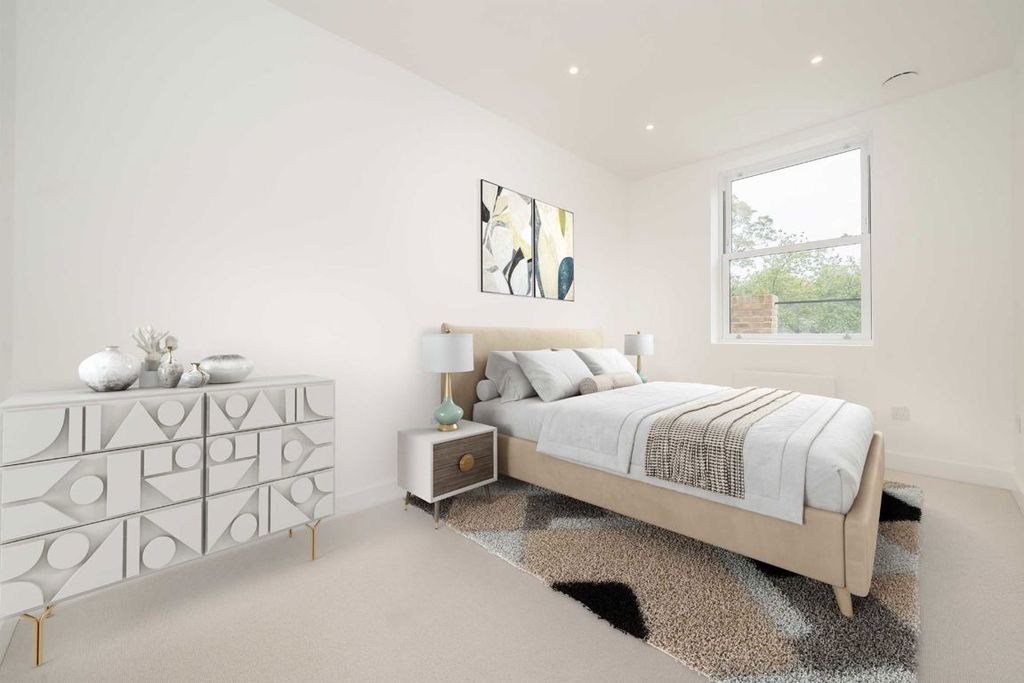 Property photo 2 of 5