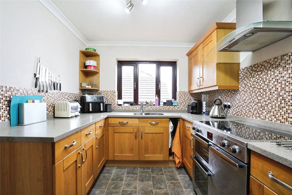 Property photo 2 of 17 Picture No. 07