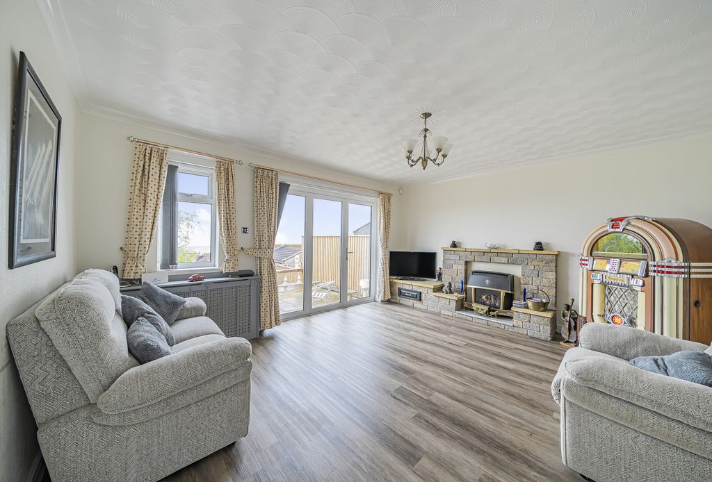 Property photo 2 of 17 1123771 (2).Jpg