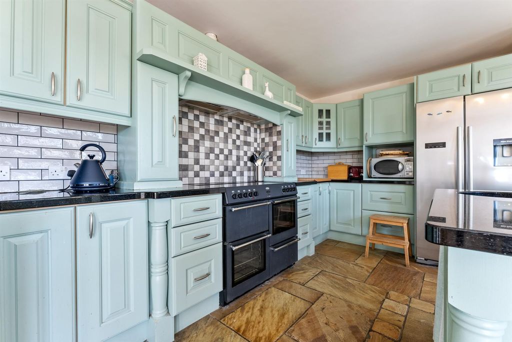 Additional image 9 of 5 bed detached house for sale39 Cherryhill Road, Ballynahinch BT24