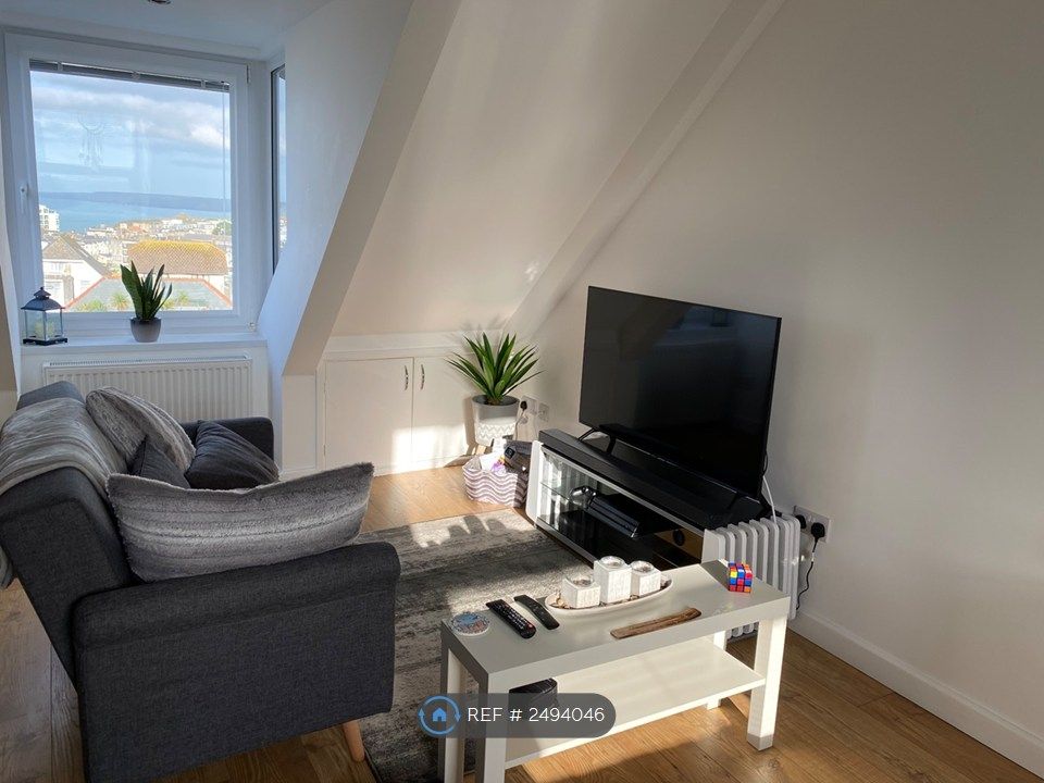 Property photo 3 of 10 Sea Views