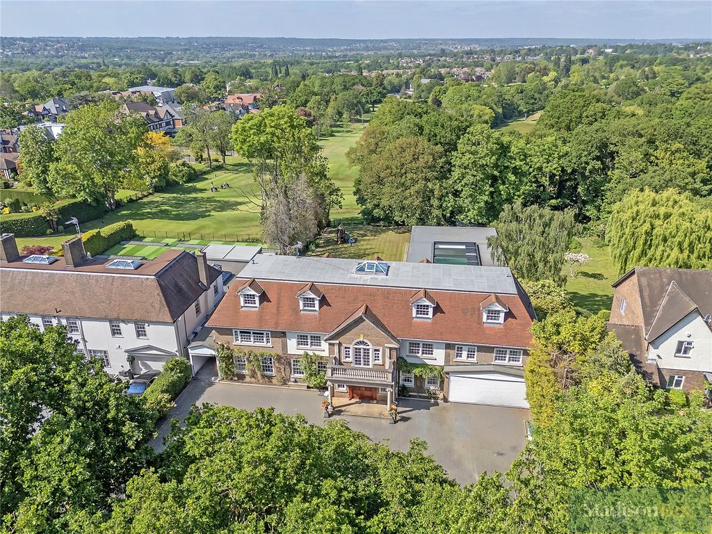 Property photo 1 of 59 Picture No. 06