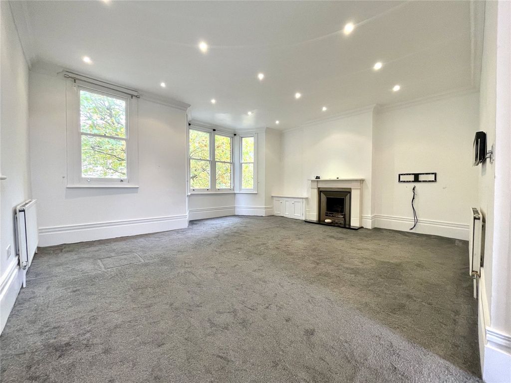 Property photo 2 of 10 Living Room