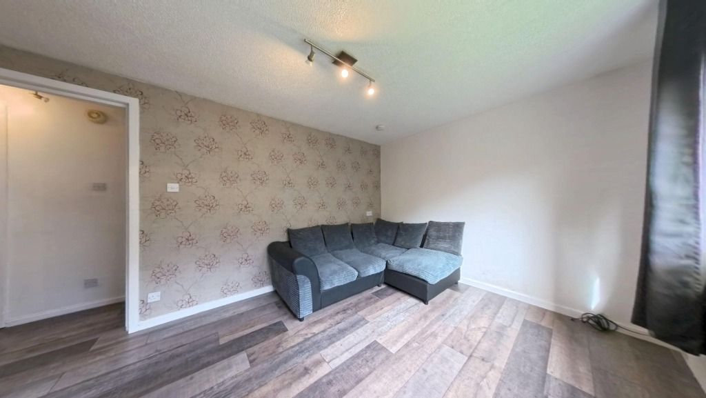 Property photo 2 of 13 Photo 2