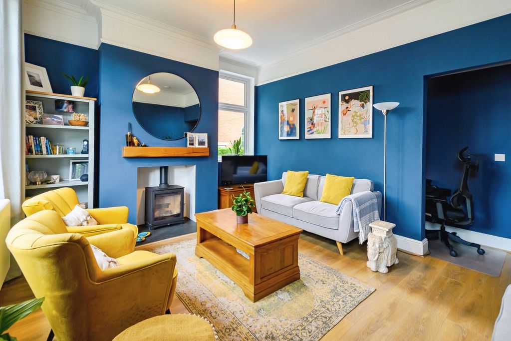 Property photo 3 of 16