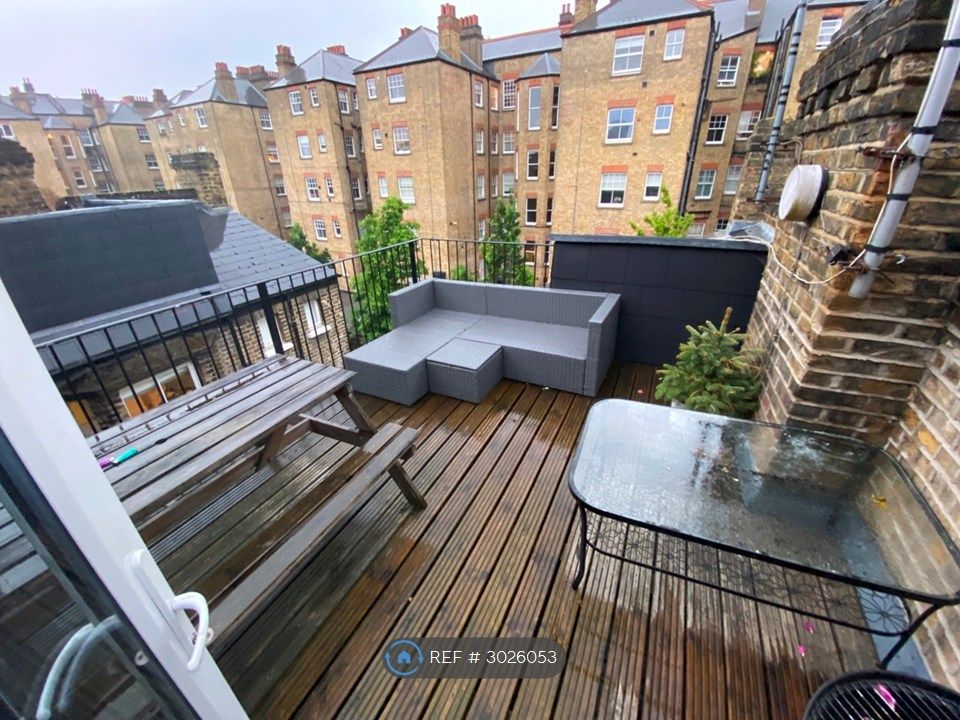 Property photo 1 of 8 Private Roof Terrace