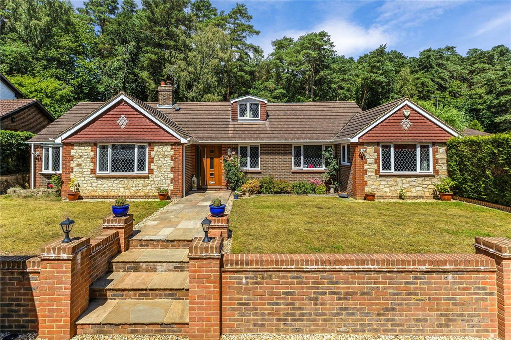 Property photo 1 of 28 Picture No. 18