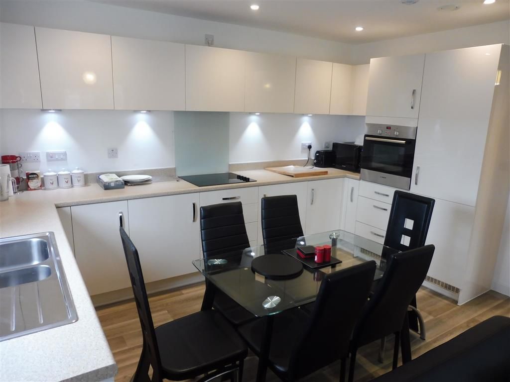 Property photo 2 of 4 Kitchen.Jpg