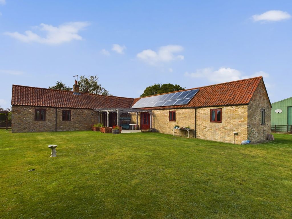 Property photo 1 of 22