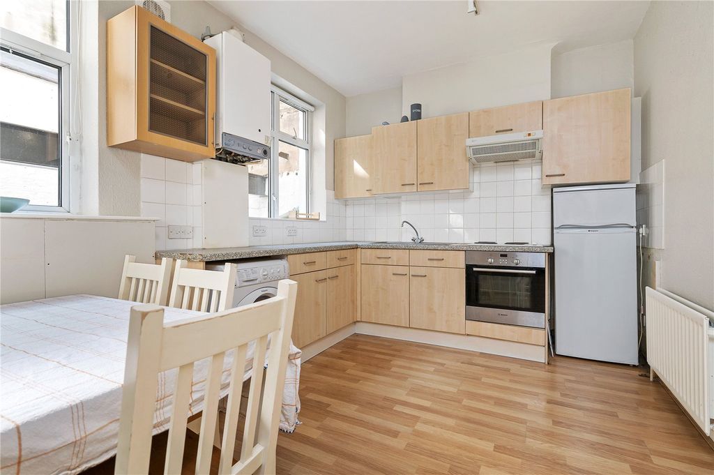 Property photo 1 of 11 Kitchen Diner
