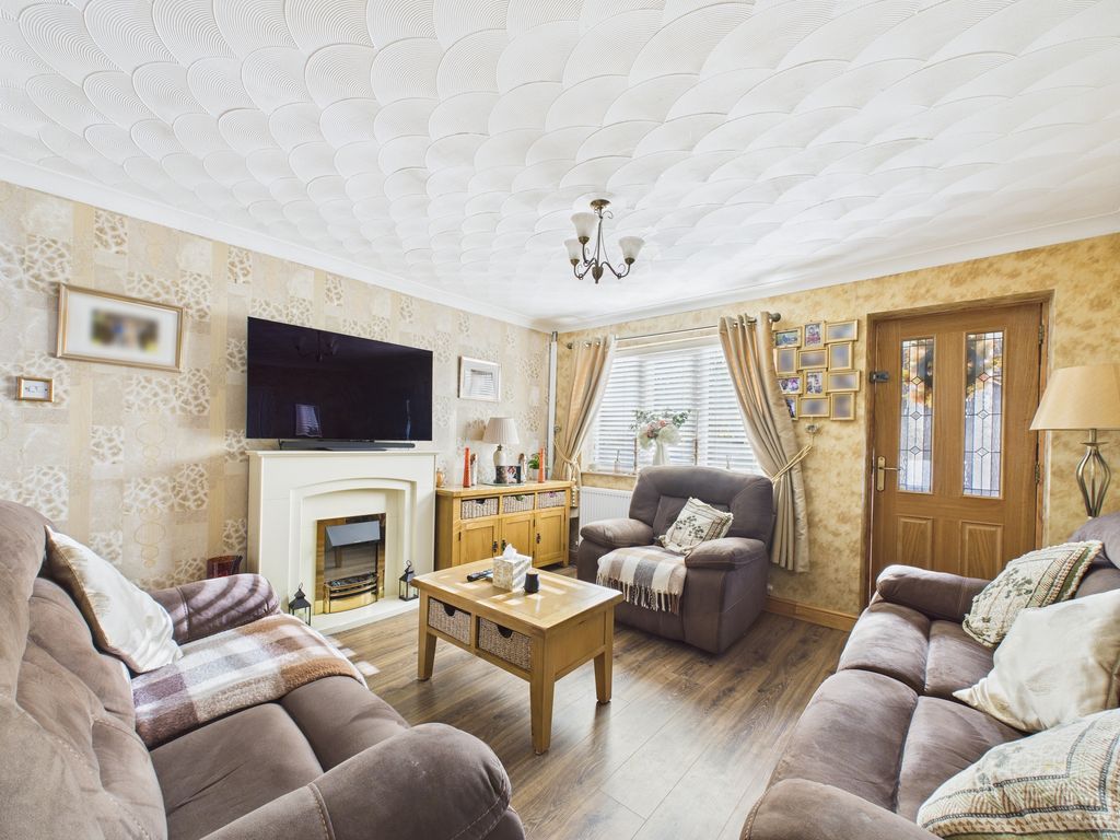 Property photo 3 of 29