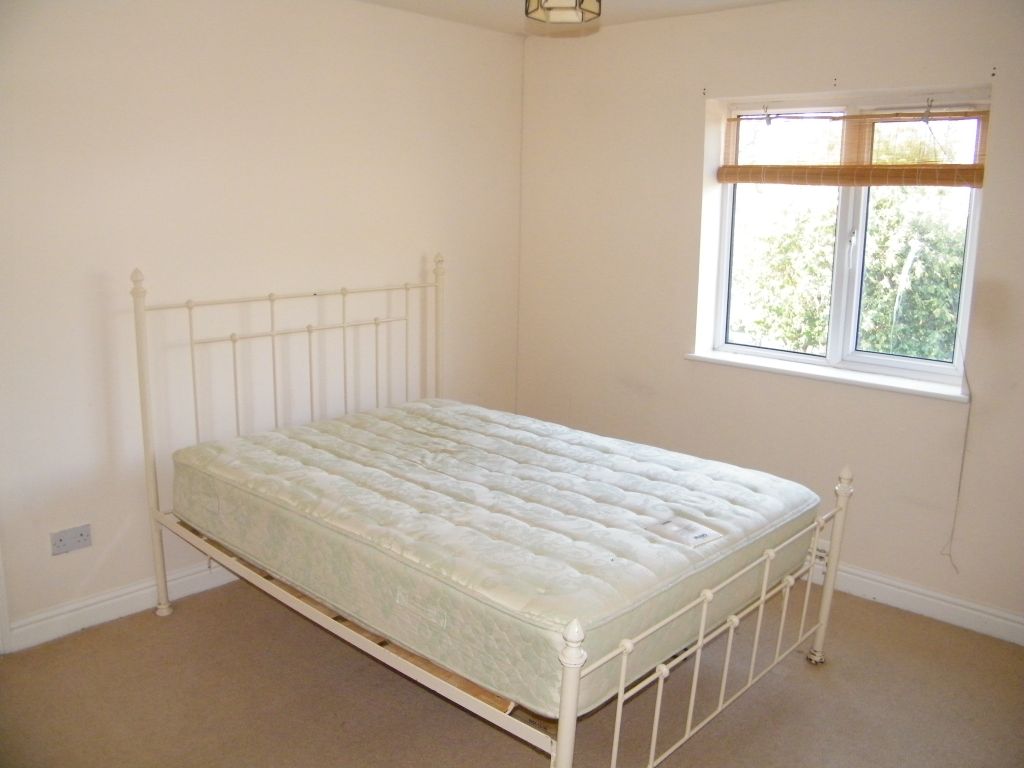 Property photo 3 of 4
