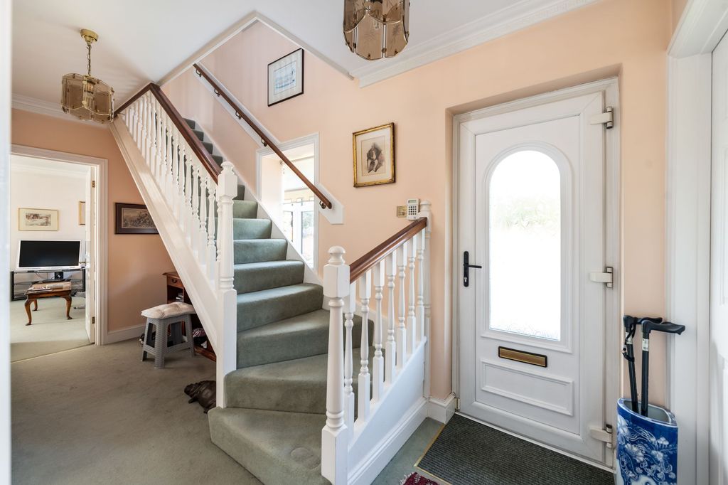 Property photo 3 of 22