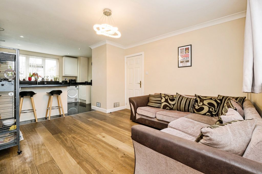 Property photo 3 of 17 Living Area/Kitchen