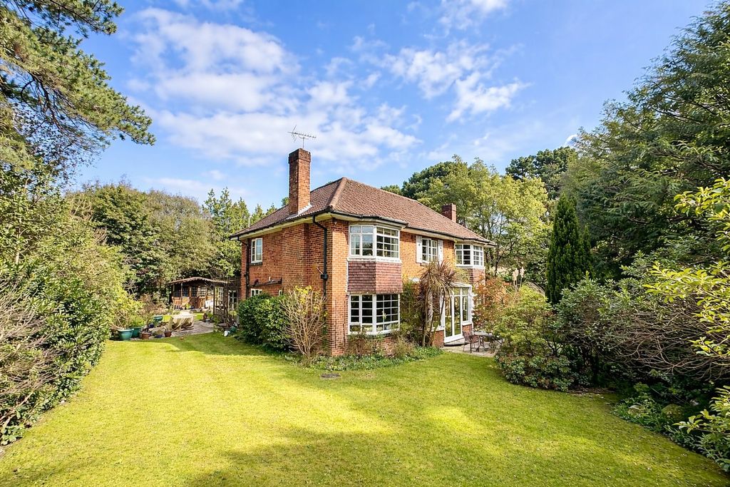 Property photo 3 of 21