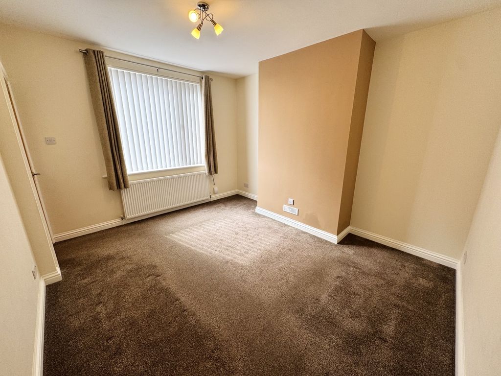 Property photo 2 of 13 Img_5387