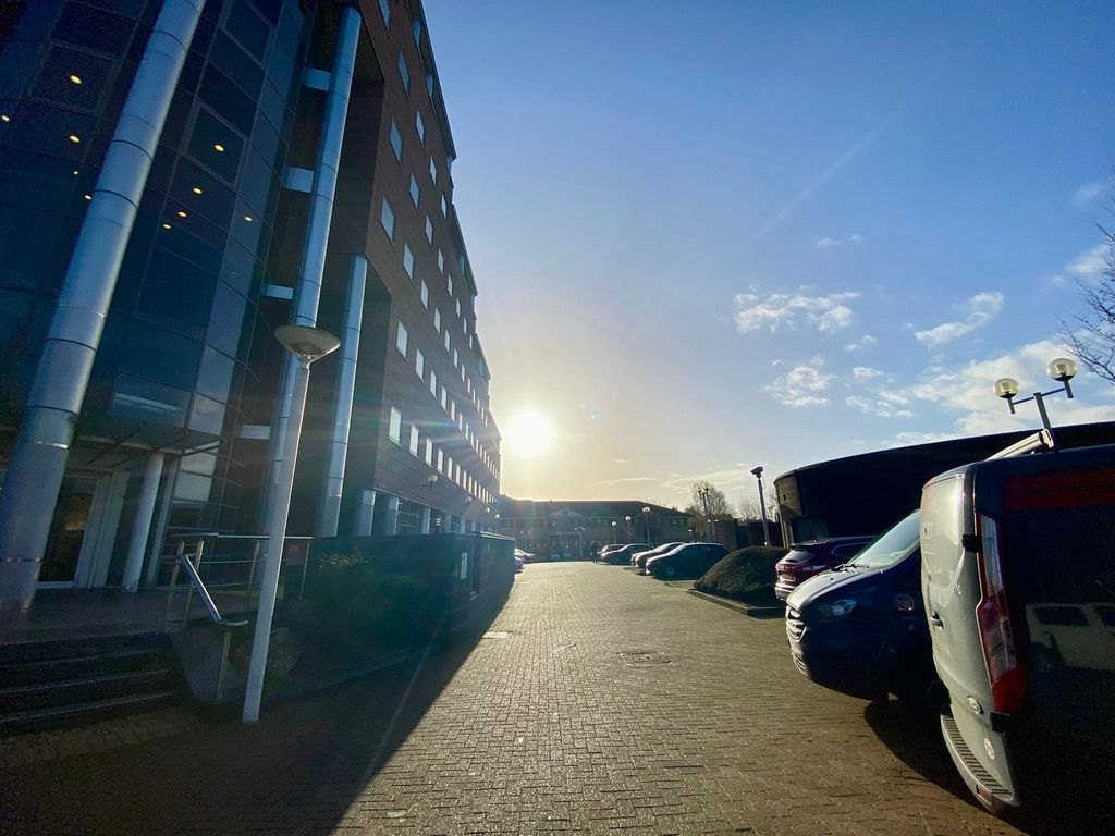 Property photo 2 of 14