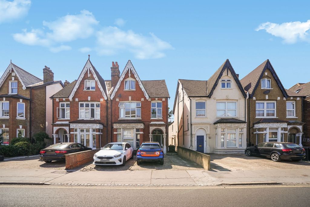 Property photo 1 of 12 17A Chatsworth Road - L6Imni8Pzatbff5Ezwrs