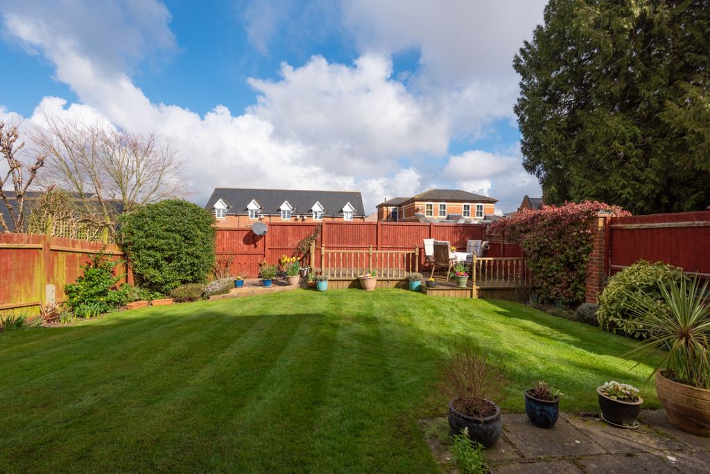 Property photo 2 of 27 3959876