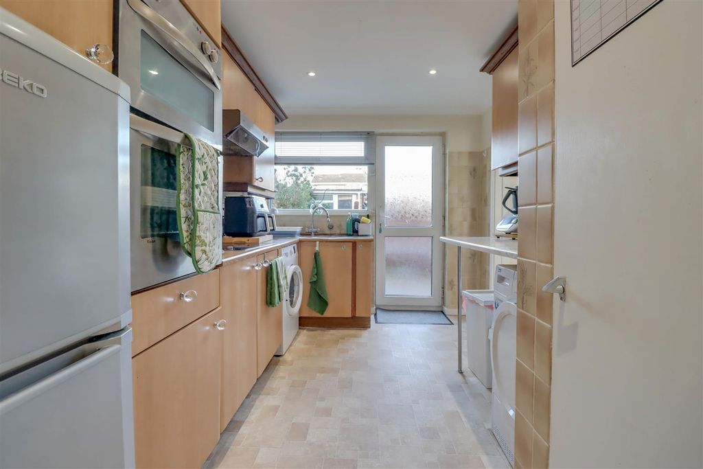 Property photo 2 of 15 81 Beauchamps Drive Inside.Jpg