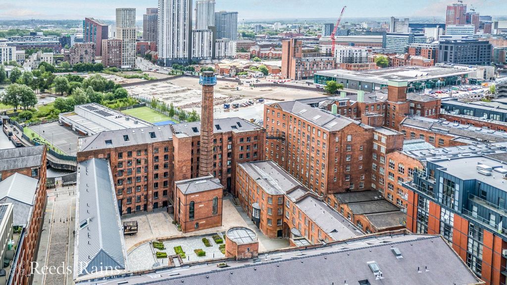 Property photo 1 of 13 Photo