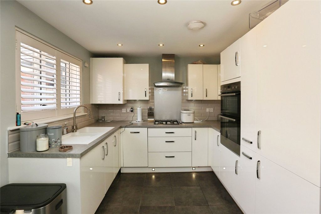 Property photo 3 of 15 Picture No. 06