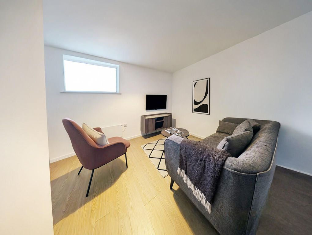 Property photo 3 of 5 Gallery