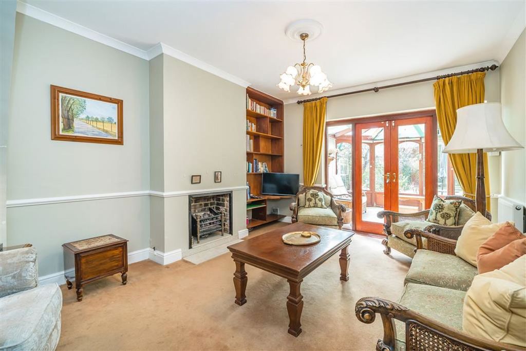 Property photo 3 of 10
